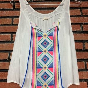 ☀️Shrinking Violet White Boho Tank Top SZ-S